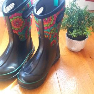 Girls Bogs Boots youth size 3